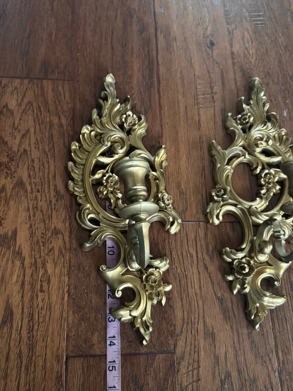 Syroco Vintage Ornate Gold Wall Sconce